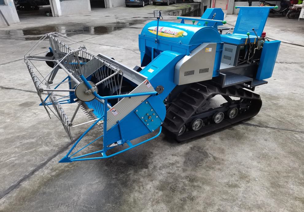 二手久保田水稻联合收割机,最好的水稻收割机久保田