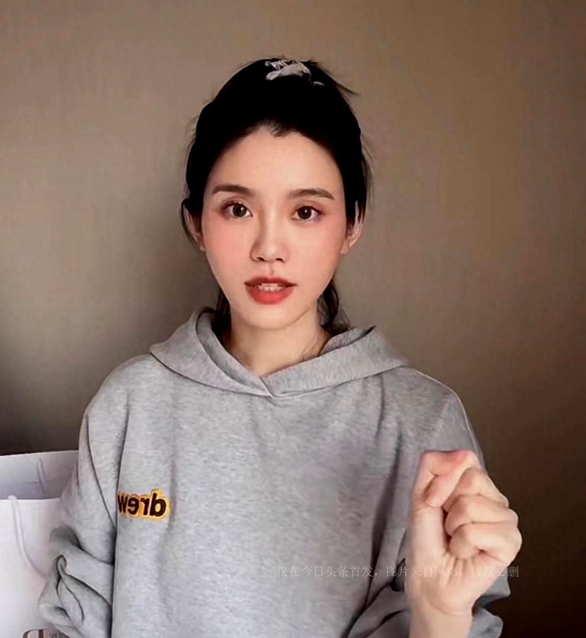 女儿周岁礼物奢侈品,富豪女儿的生日礼物