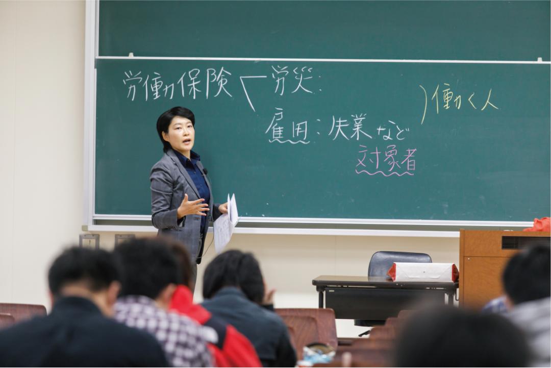 国考招录10大热门专业丨留学生身份真的很适合考公！