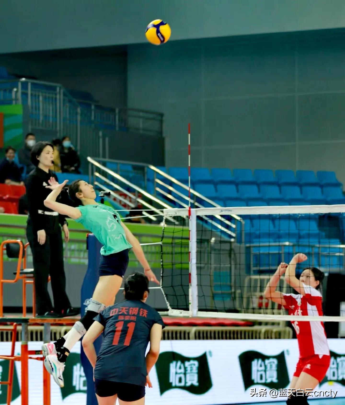 江苏福建女排最新消息,江苏女排三四决赛