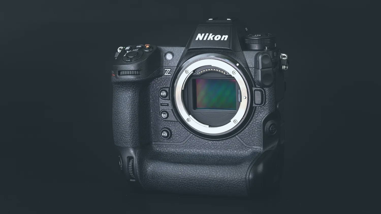 买佳能5d4的收入水平,买了佳能数码相机还要买什么