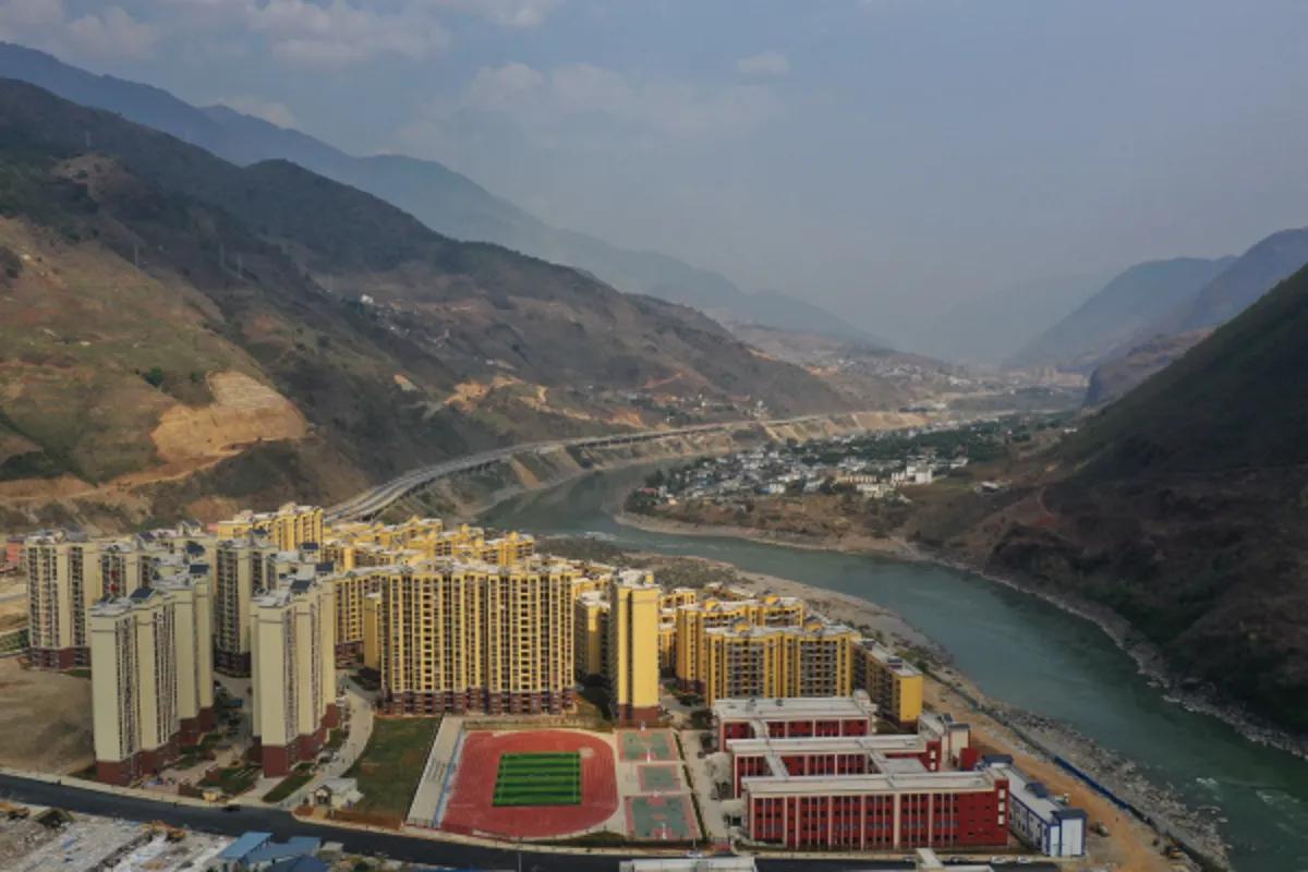 蒙自现在是云南第2大城市了吗,蒙自要建云南第二大城市吗