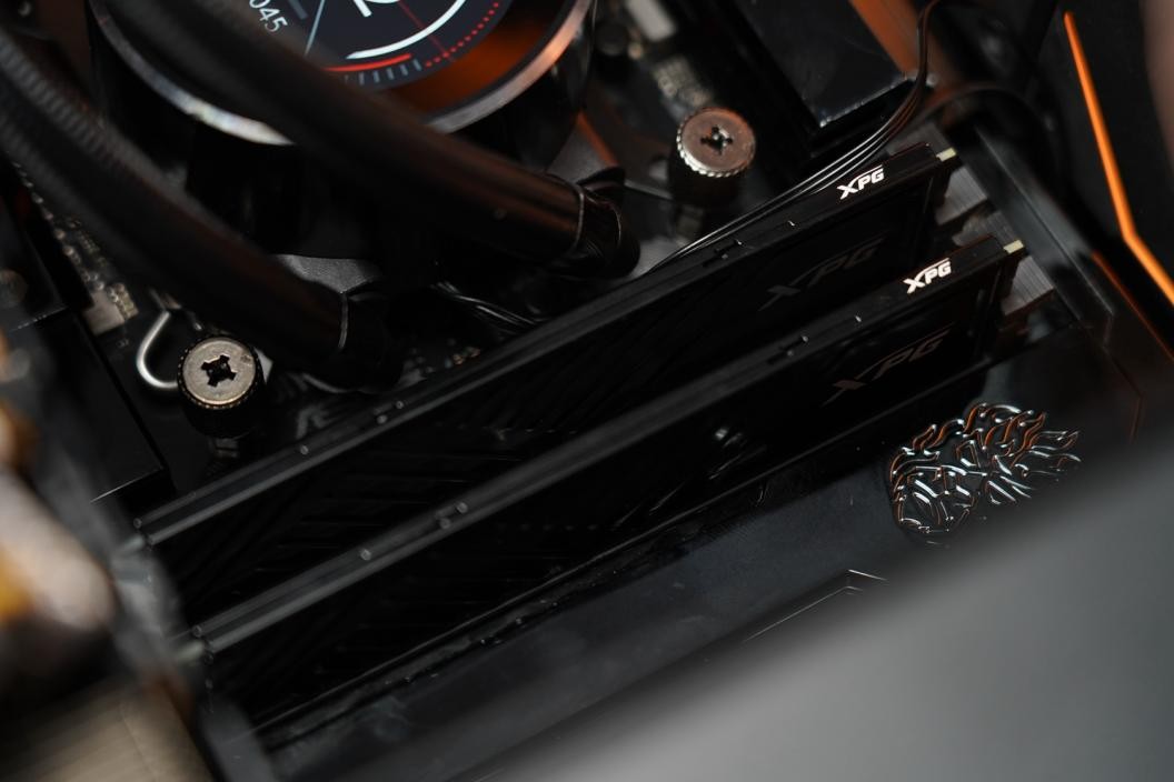 13490f配华硕b760mplusd5主机,b760主板13490和12600kf怎么选