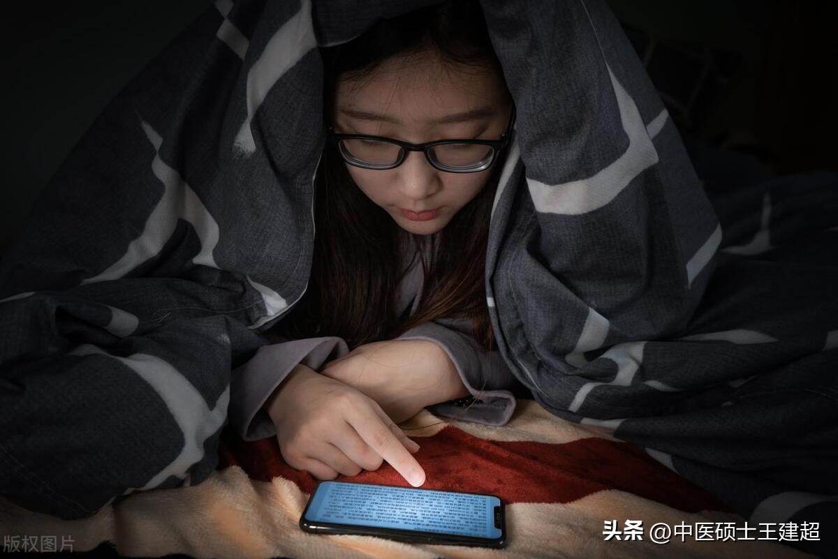 肝火旺都有什么表现如何给肝降火,肝火旺吃什么中成药比较好保护肝