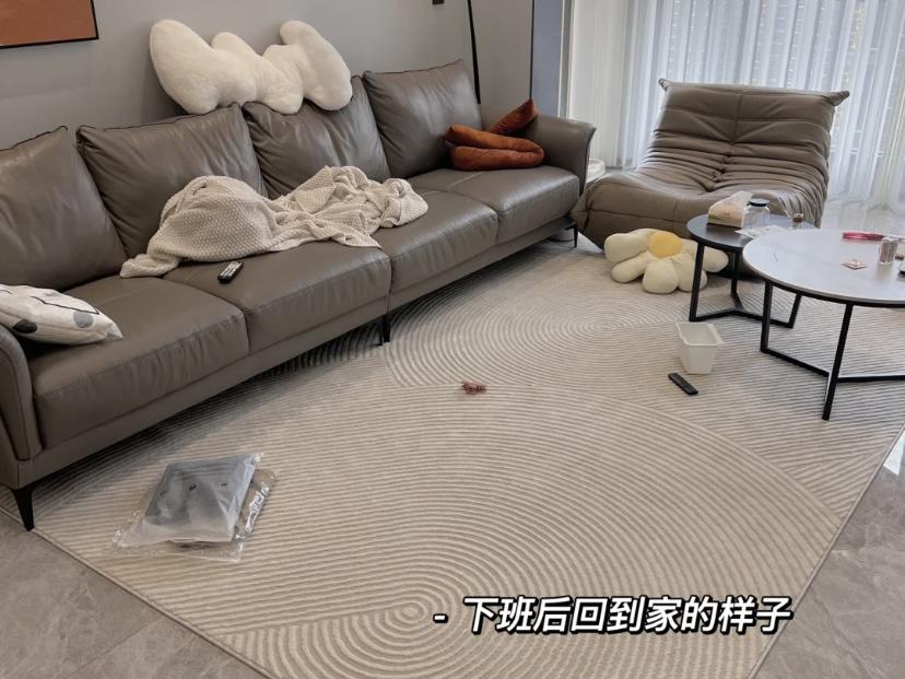 客厅沙发上到处都是衣服怎么办,沙发上一堆衣服怎么处理