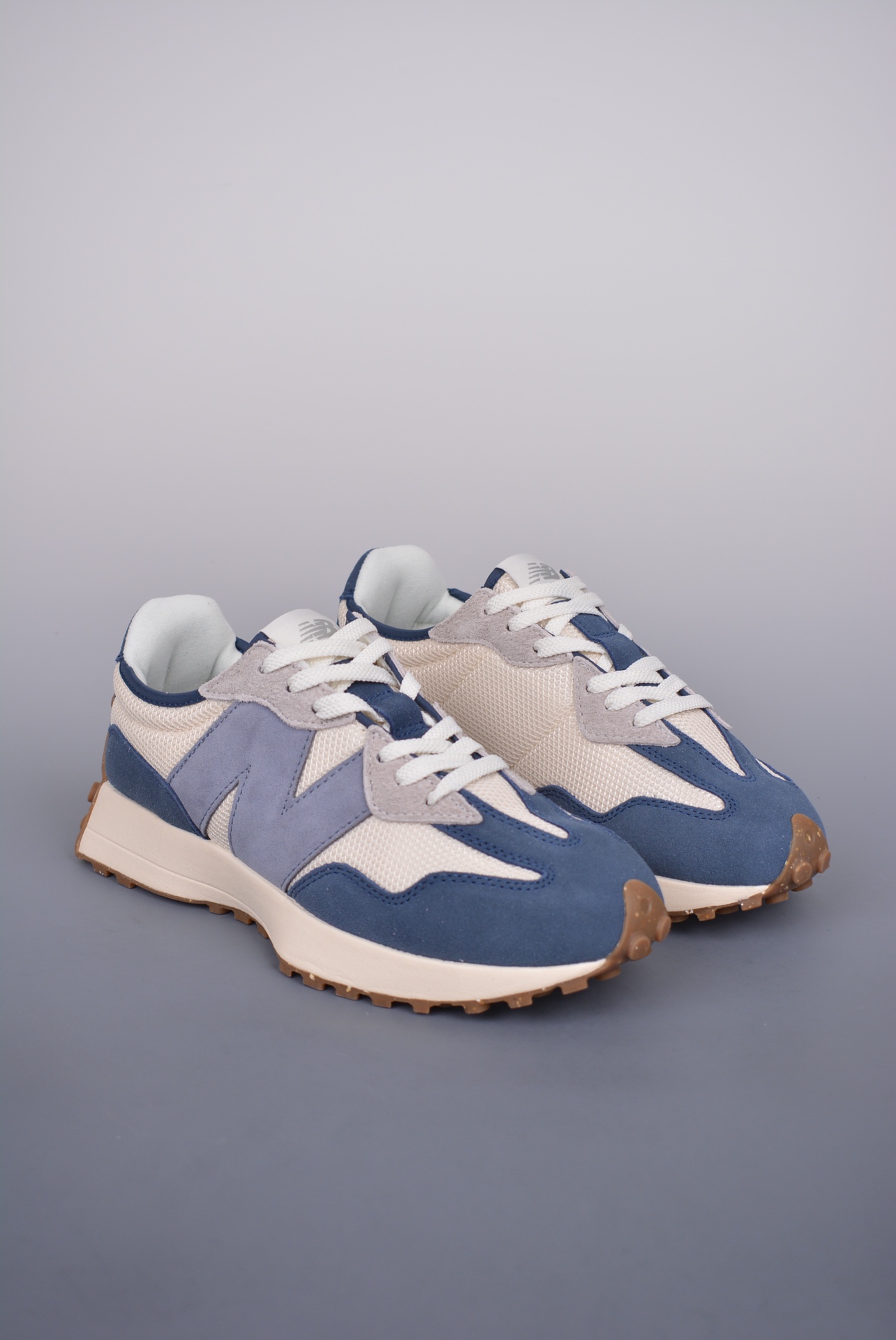 新百伦nb327复古运动鞋,新百伦和newbalance的区别标志