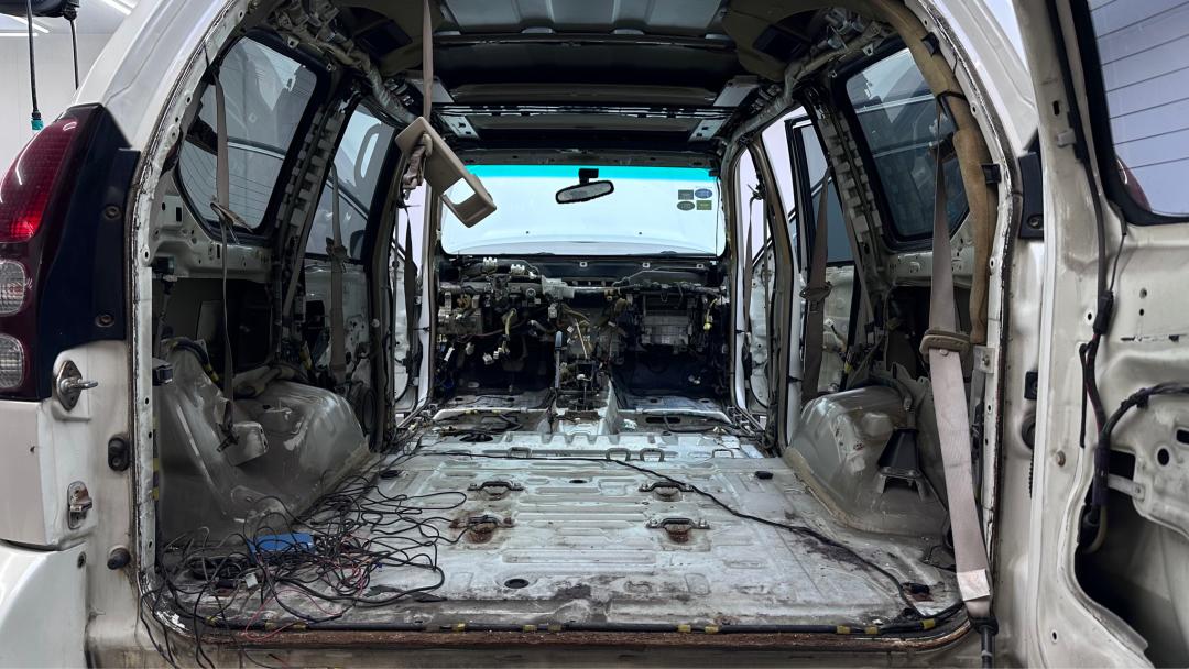 06年丰田霸道汽车翻新全过程,从山西拉回来的车