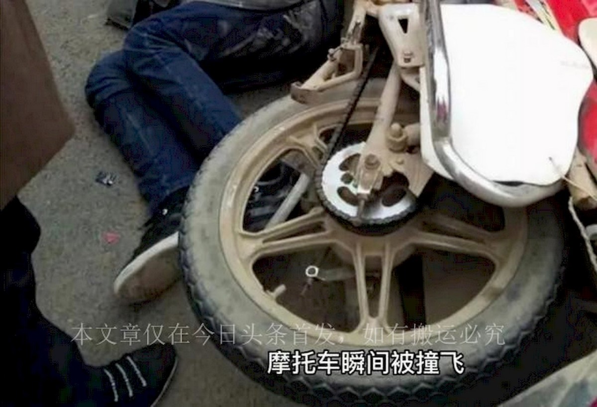 广东女司机被抢8万开车撞死,广东女司机被抢8万竟撞死劫匪