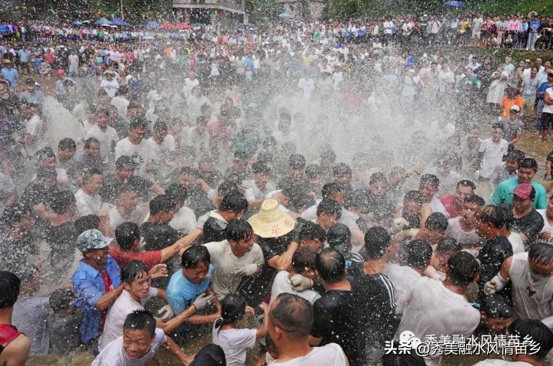 广西苗寨的闹鱼节,融安苗族闹鱼寨