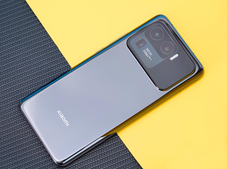 一年半的小米11ultra值得买吗 (半年过去了小米11 ultra能入手吗)