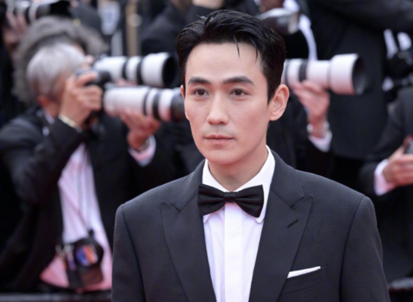 第35届金鸡奖朱一龙什么时候出现,朱一龙获金鸡奖完整视频