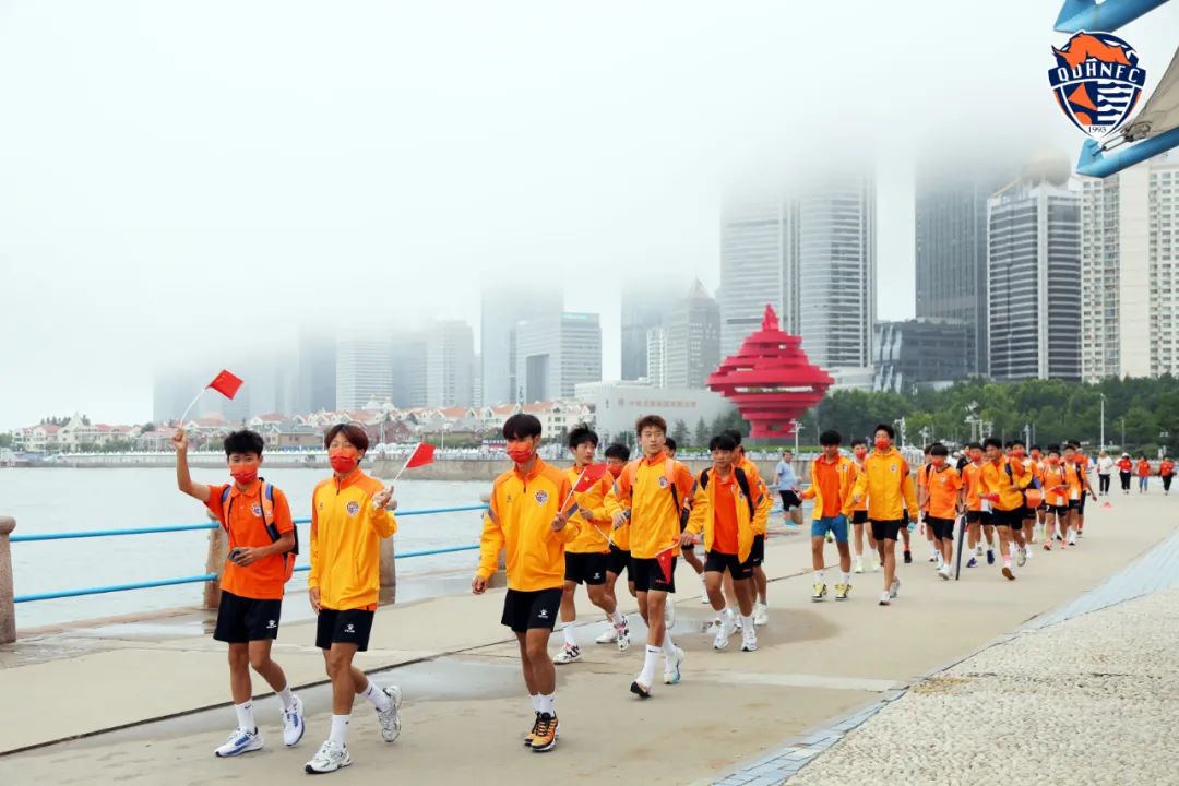 新起点、新征程！中能集团隆重庆祝建*党**101周年暨公司创业35周年