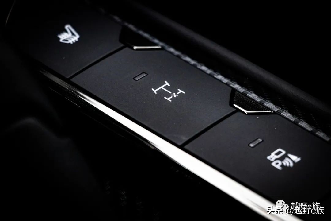 哈弗猛龙高速公路试驾,20万左右新能源硬派越野二手