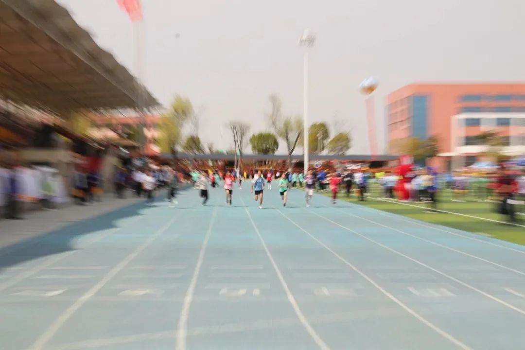 随县第三届“新华杯”中小学生运动会在炎帝学校举行