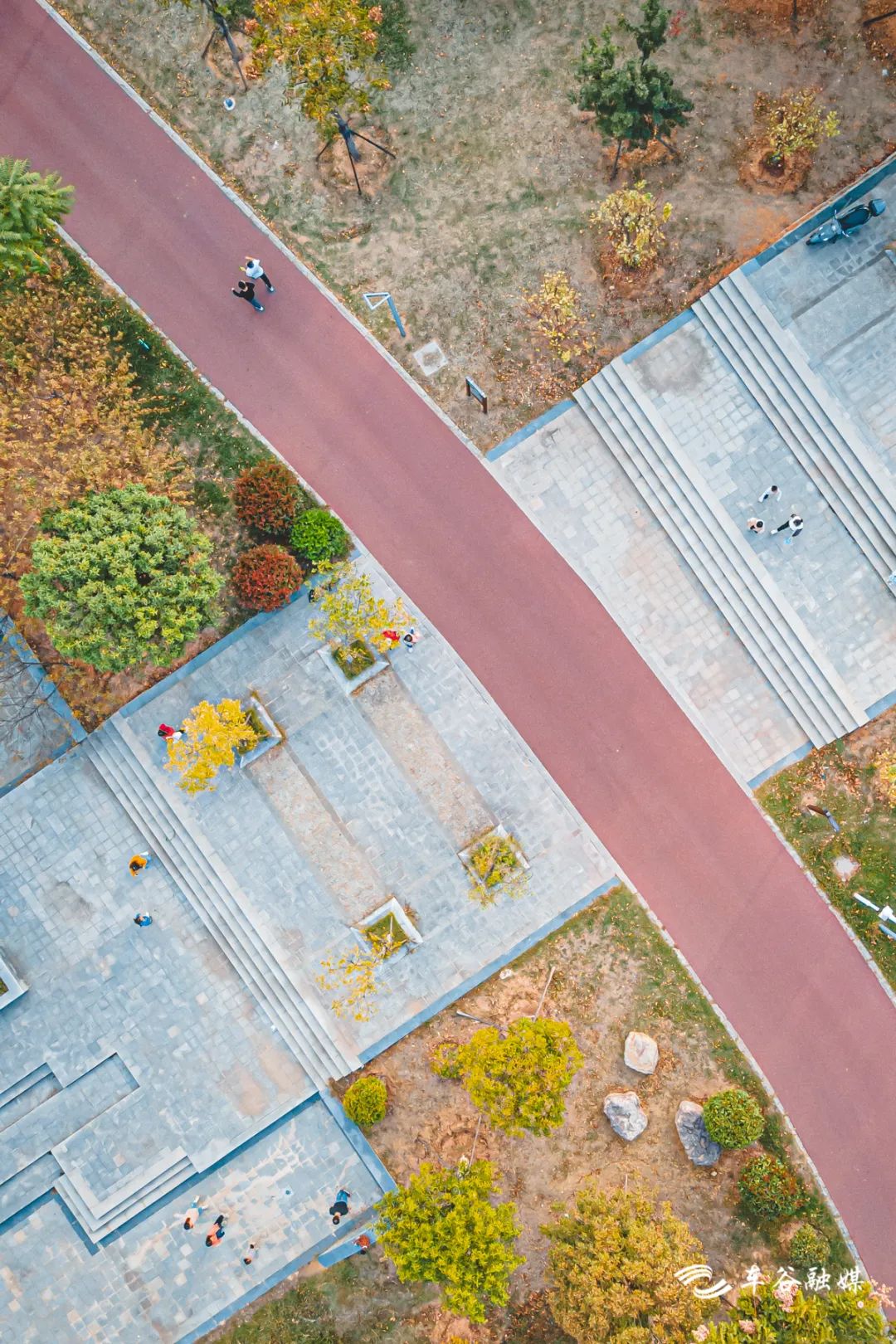 淘金山骑行绿道和东湖骑行绿道,周末绿道骑行一路都是美景