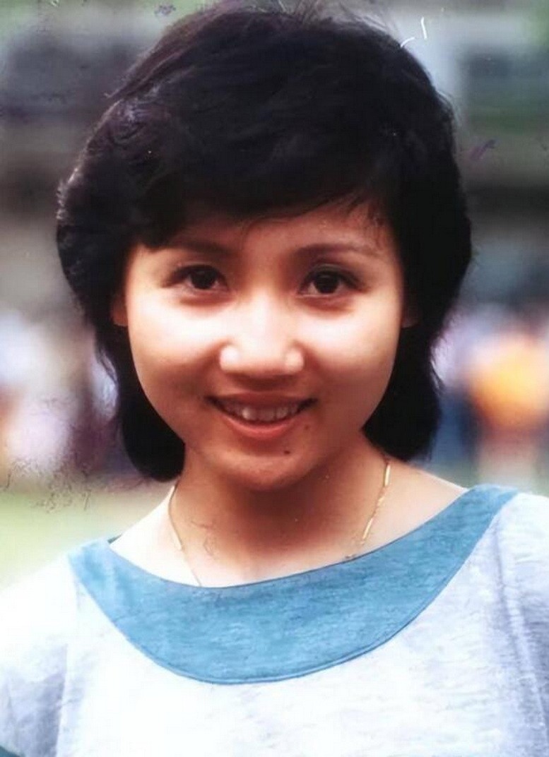 张德兰粤语歌曲84年演唱会,张德兰2004经典金曲演唱会下载