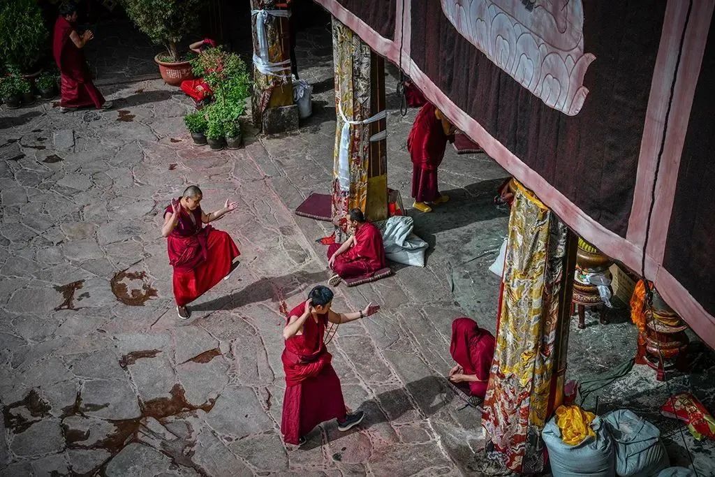 7月24日|浓浓援藏情，沪藏一家亲珠穆朗玛峰、扎什伦布寺9日“上海-日喀则”援藏旅游包机活动