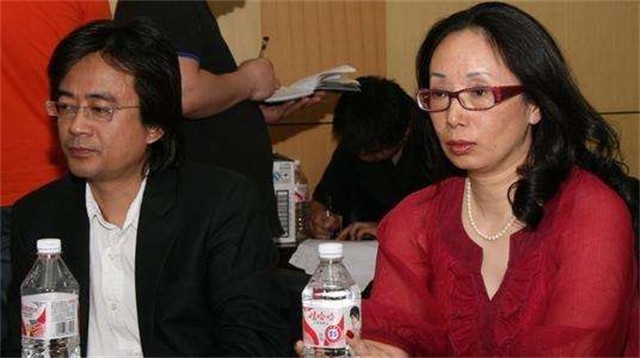 东北女富豪戴秀丽现状,黑龙江首富戴秀丽和她的丈夫