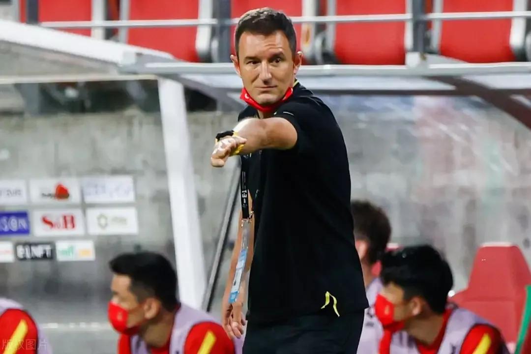 扬科维奇下课后首谈国足,扬科维奇承诺让国足焕然一新