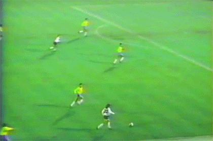 巴蒂斯图塔射门和普通射门区别,一代战神巴蒂斯图塔点球