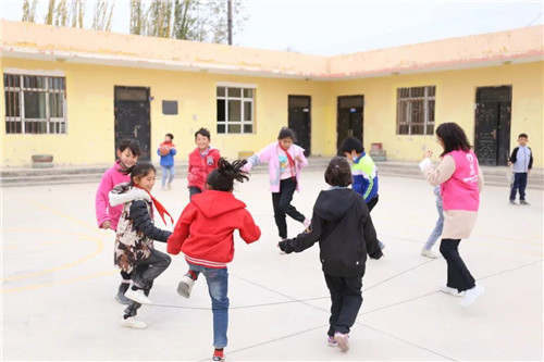 为中国足球梦想助力,为农村孩子筑梦爱心公益活动