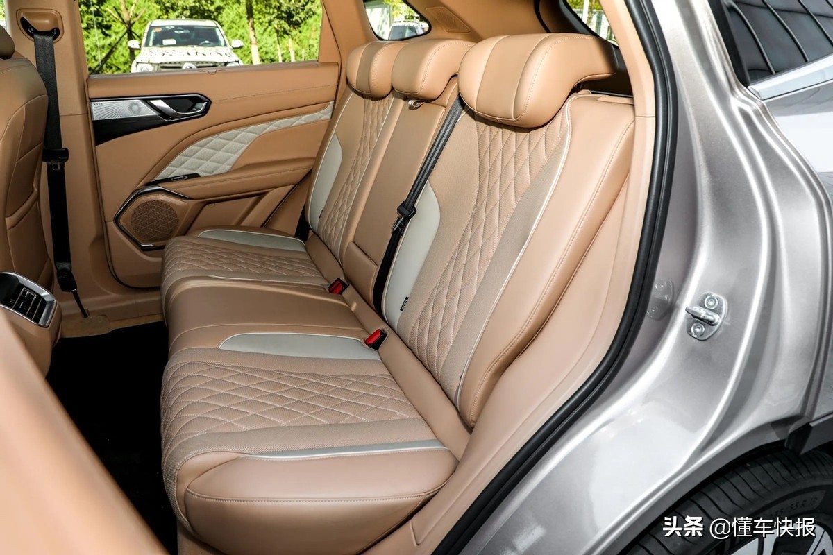 中杯大杯特大杯的拿铁,2022款1.5tdht超大杯拿铁测评