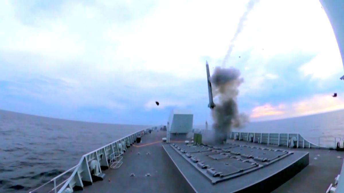 东海水域052d驱逐舰可自由巡航吗,052d驱逐舰可以发射巡航导弹吗