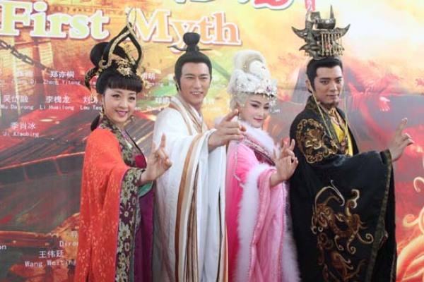 周星驰和申公豹,周星驰少林足球经典合照