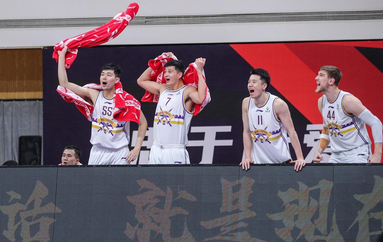 北控男篮俞长栋和张帆近况,北控顶薪引进俞长栋