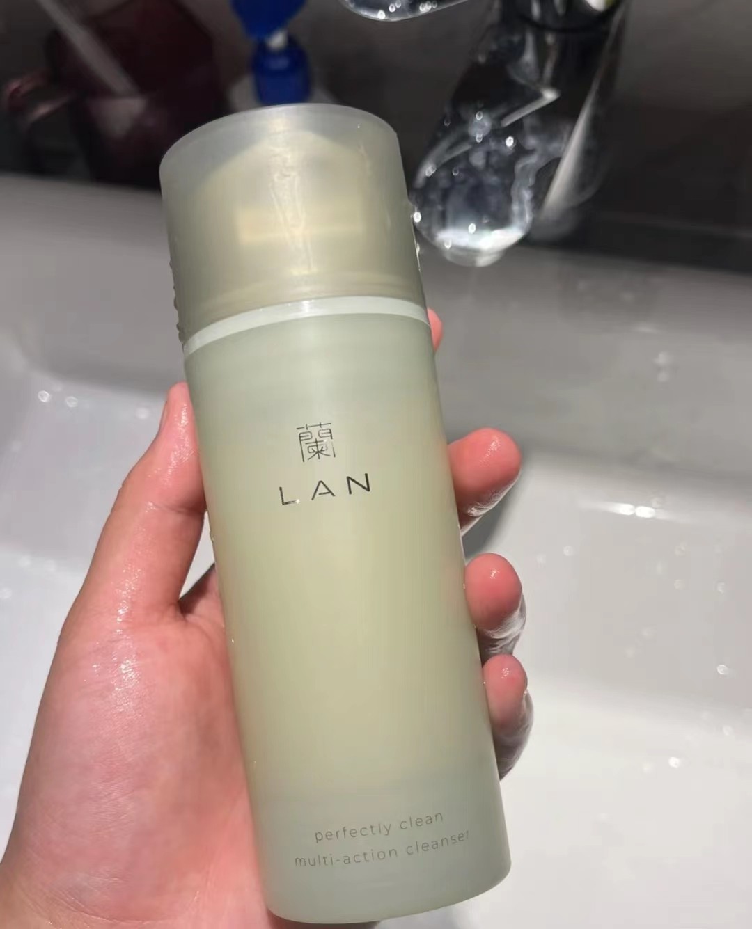 卸妆洗面奶深层清洁推荐,洗面奶既不贵又好的