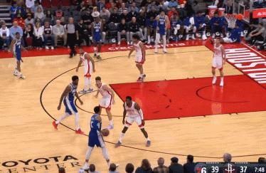 火箭尼克斯为何称“卧龙”？对阵费城6画面，能将您气得肝疼