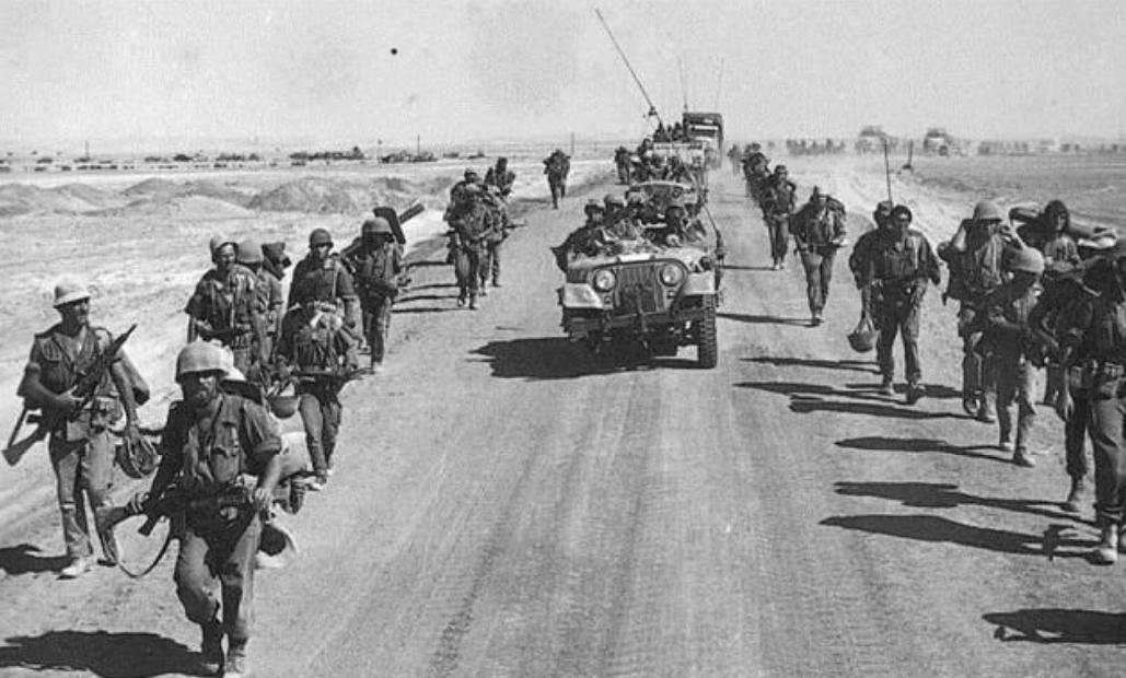 1987年沙特用35亿购买东风导弹,事后觉得太便宜,这钱花得值吗?