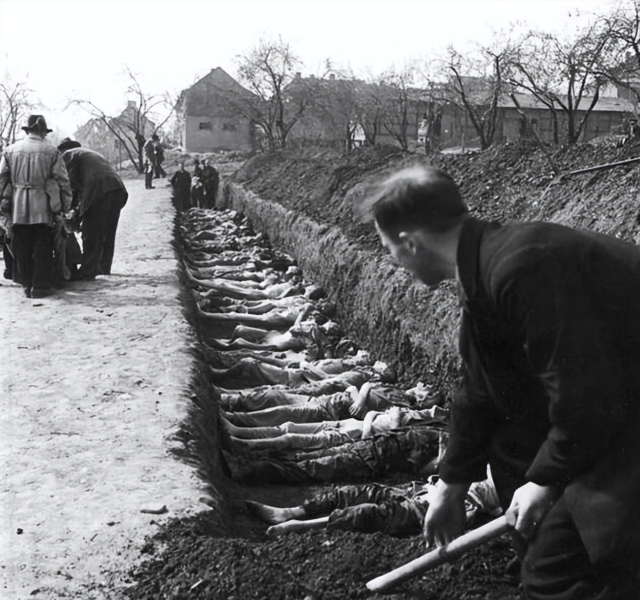 二战德军集中营真实事件,二战德国集中营有多可怕
