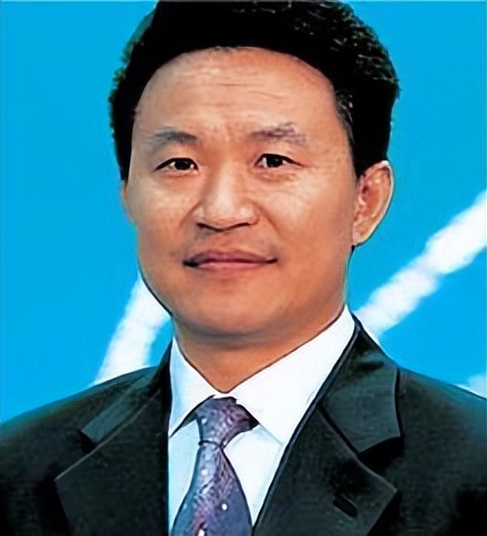 徐立华身价多少个亿,徐立华身家