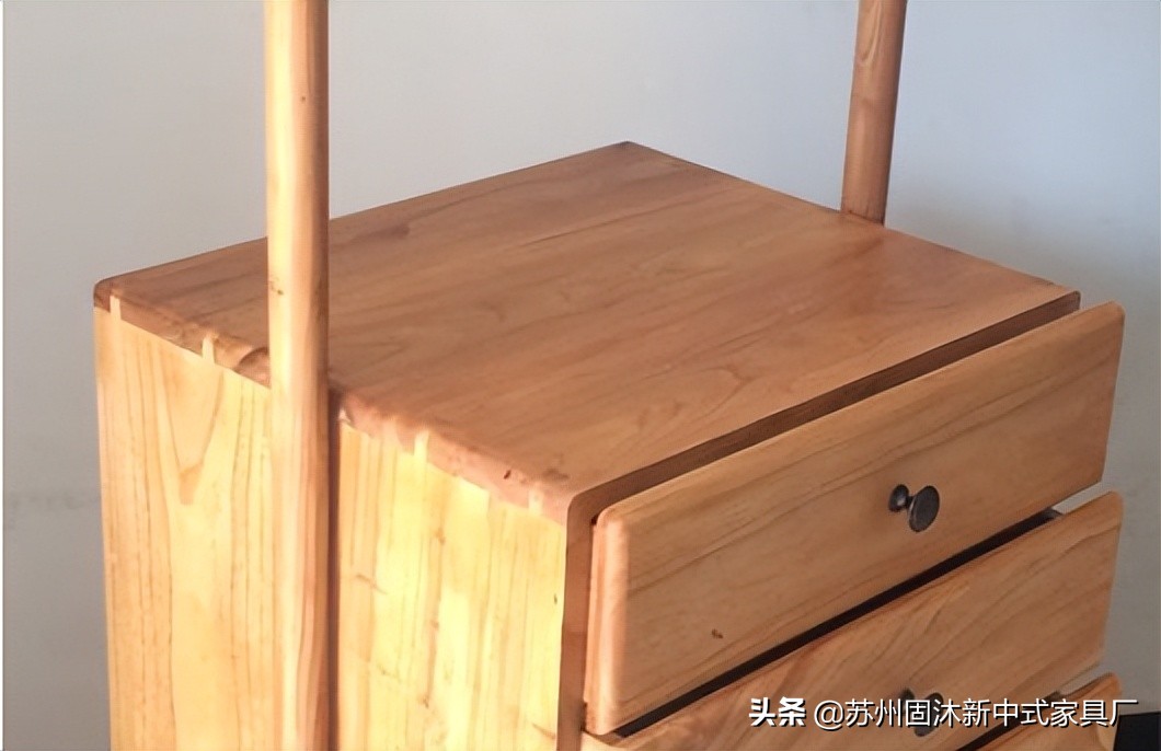 禅意新中式原木大平层,新中式原木禅意软装元素