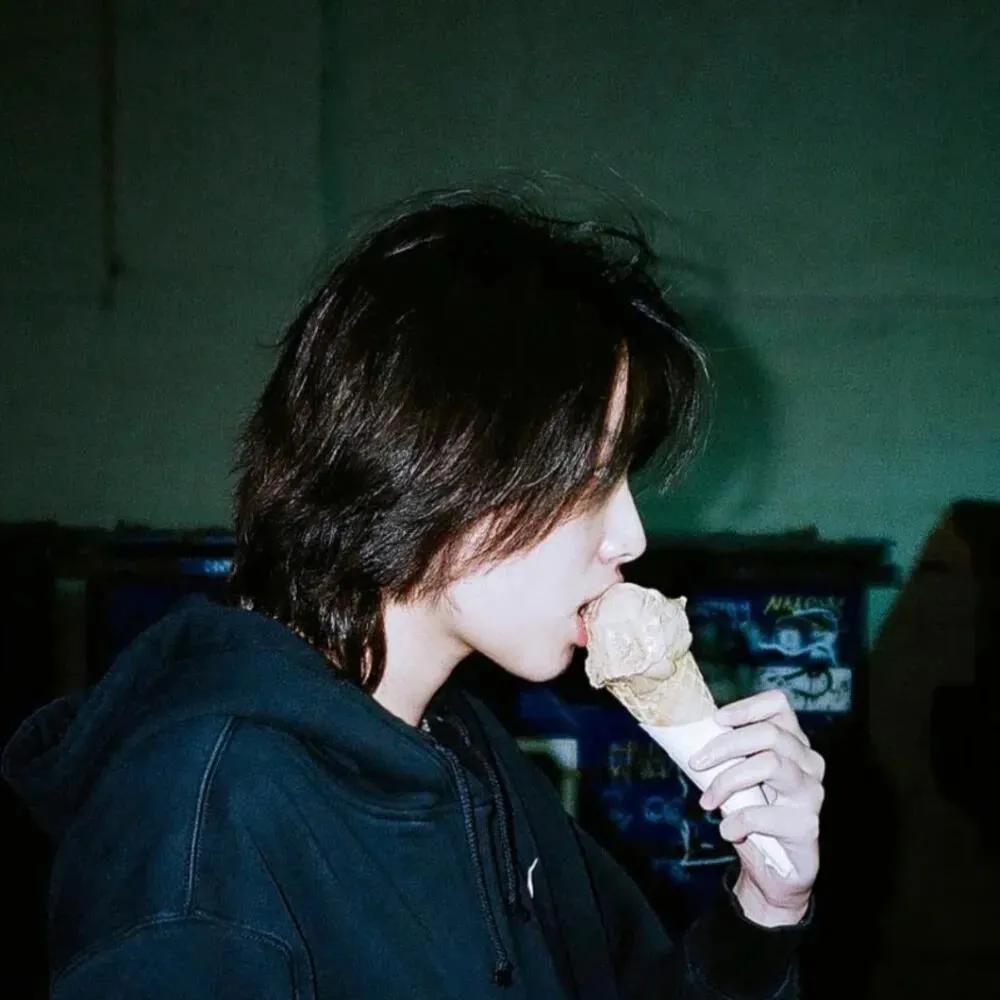 十二星座的霸气情侣头像白羊座,十二星座头像白羊座男生可爱