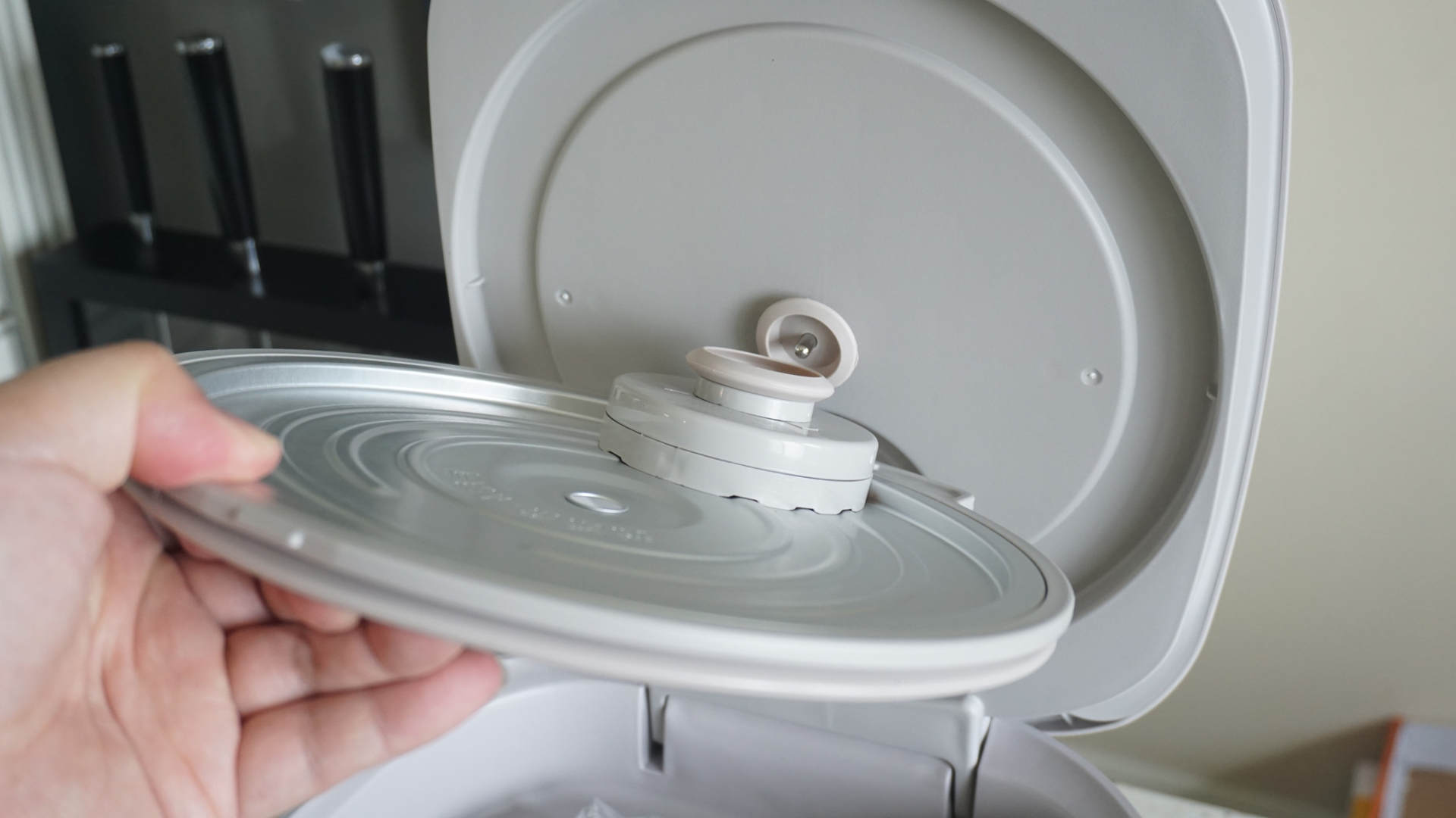 九阳智能电饭煲和普通电饭煲区别,别再跟风买日本电饭锅了