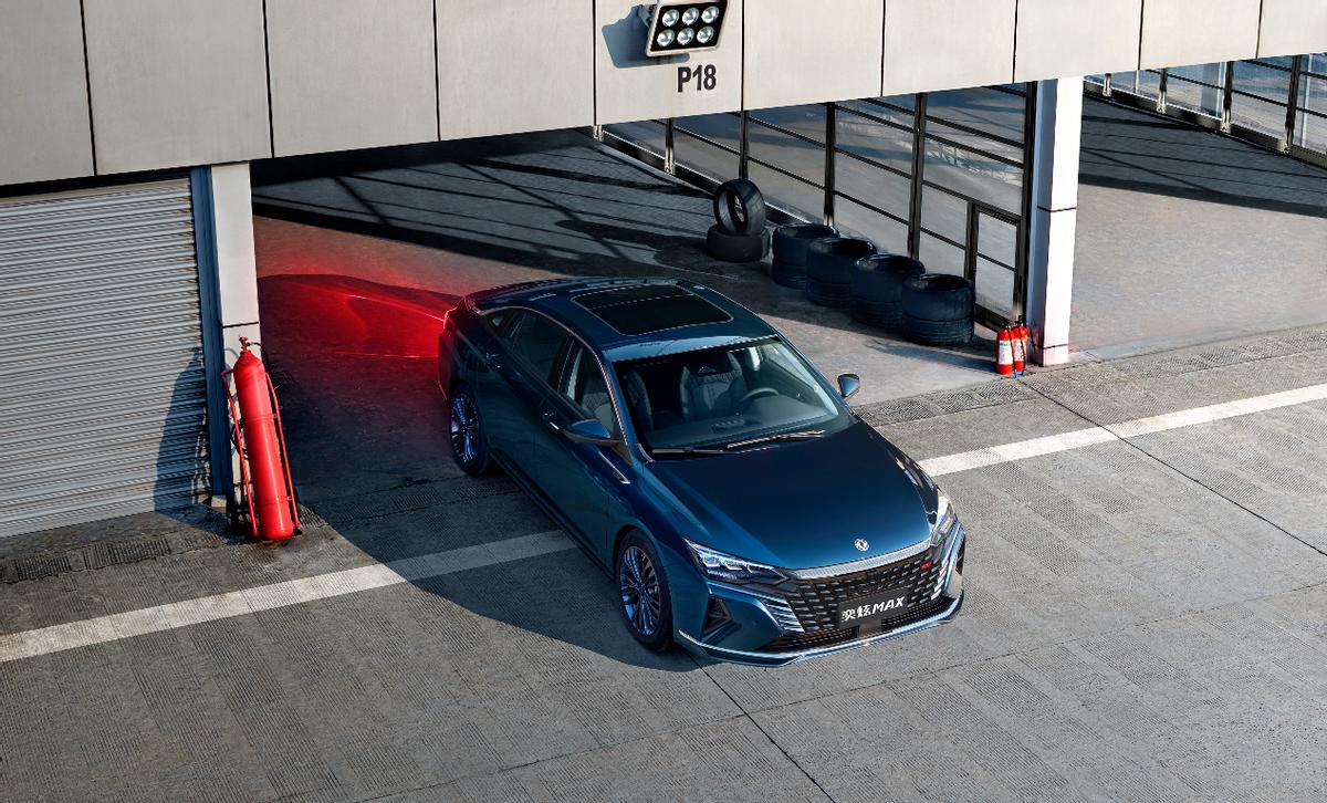 十万元就能买到B级轿车的享受，这款车的越级实力真香！