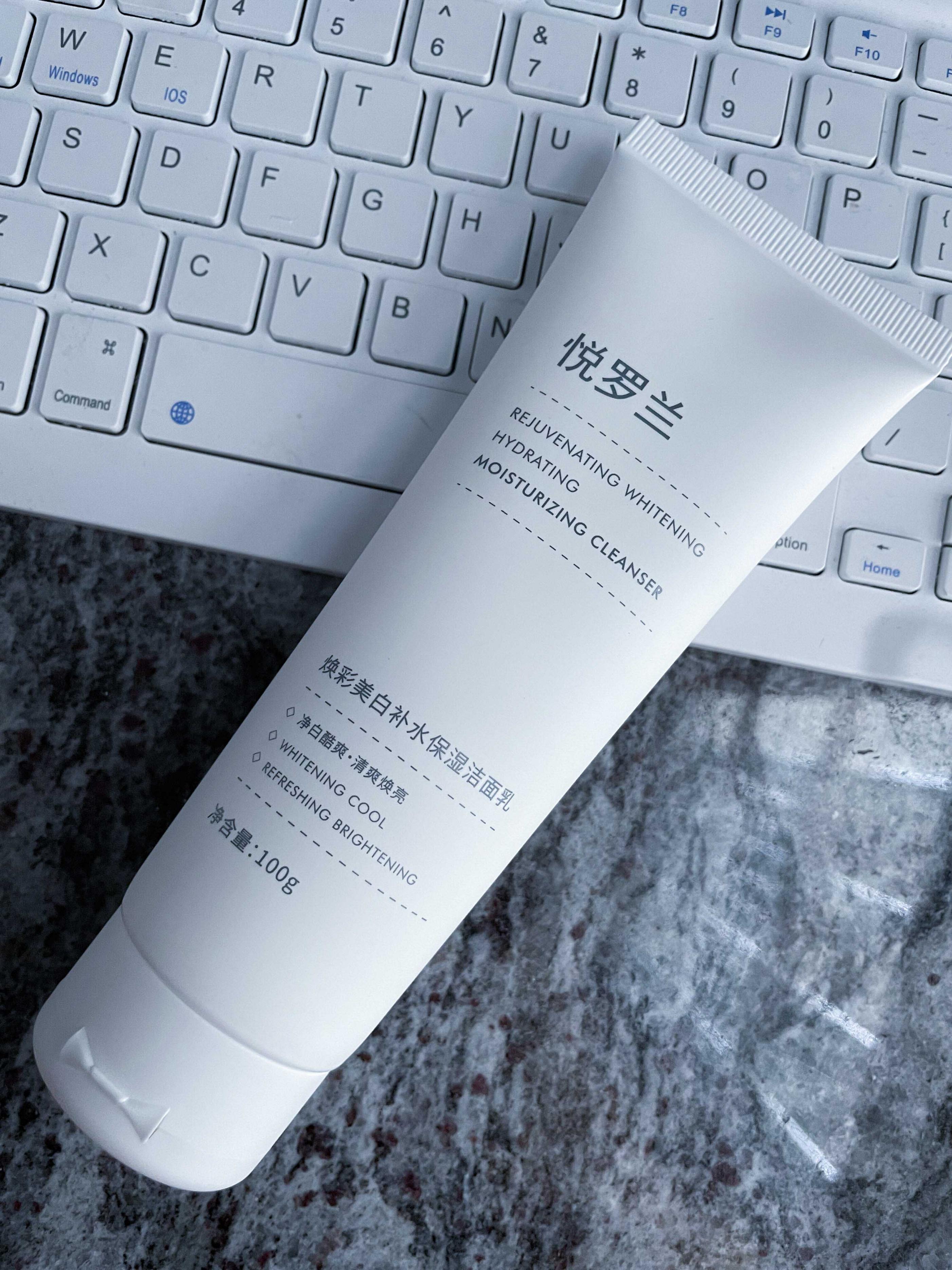 什么洗面奶美白效果最好又便宜,公认最好的三款美白洗面奶排名