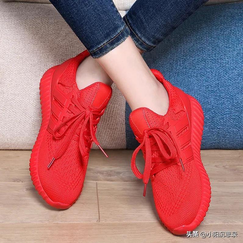 女款小白鞋品牌达芙妮,鞋子女款卓诗尼达芙妮