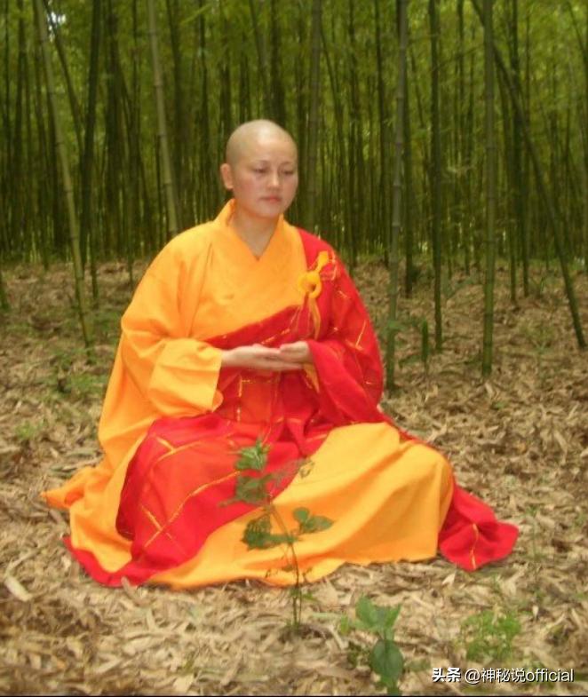 上海空姐出家,从空姐到出家为尼