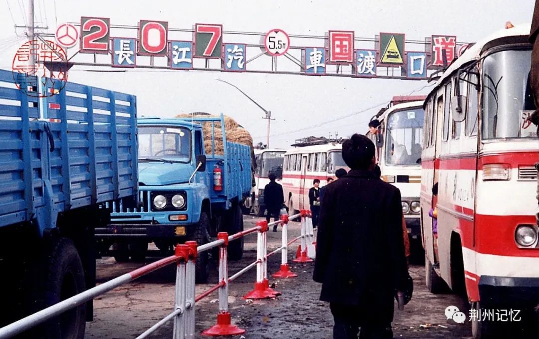 荆州新建两座长江大桥,荆州长江大桥的真实事件