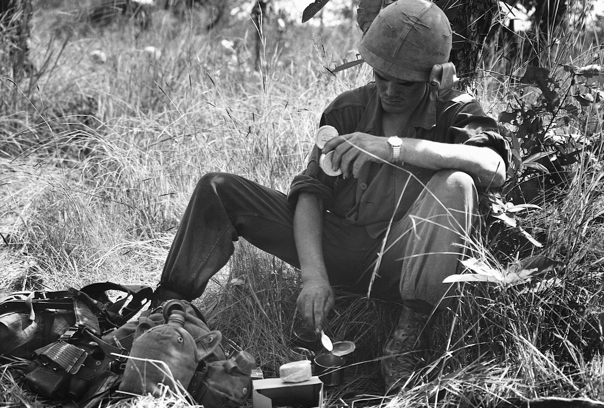 战争时期部队的军粮是如何食用的,哪些士兵都是怎么吃军粮的