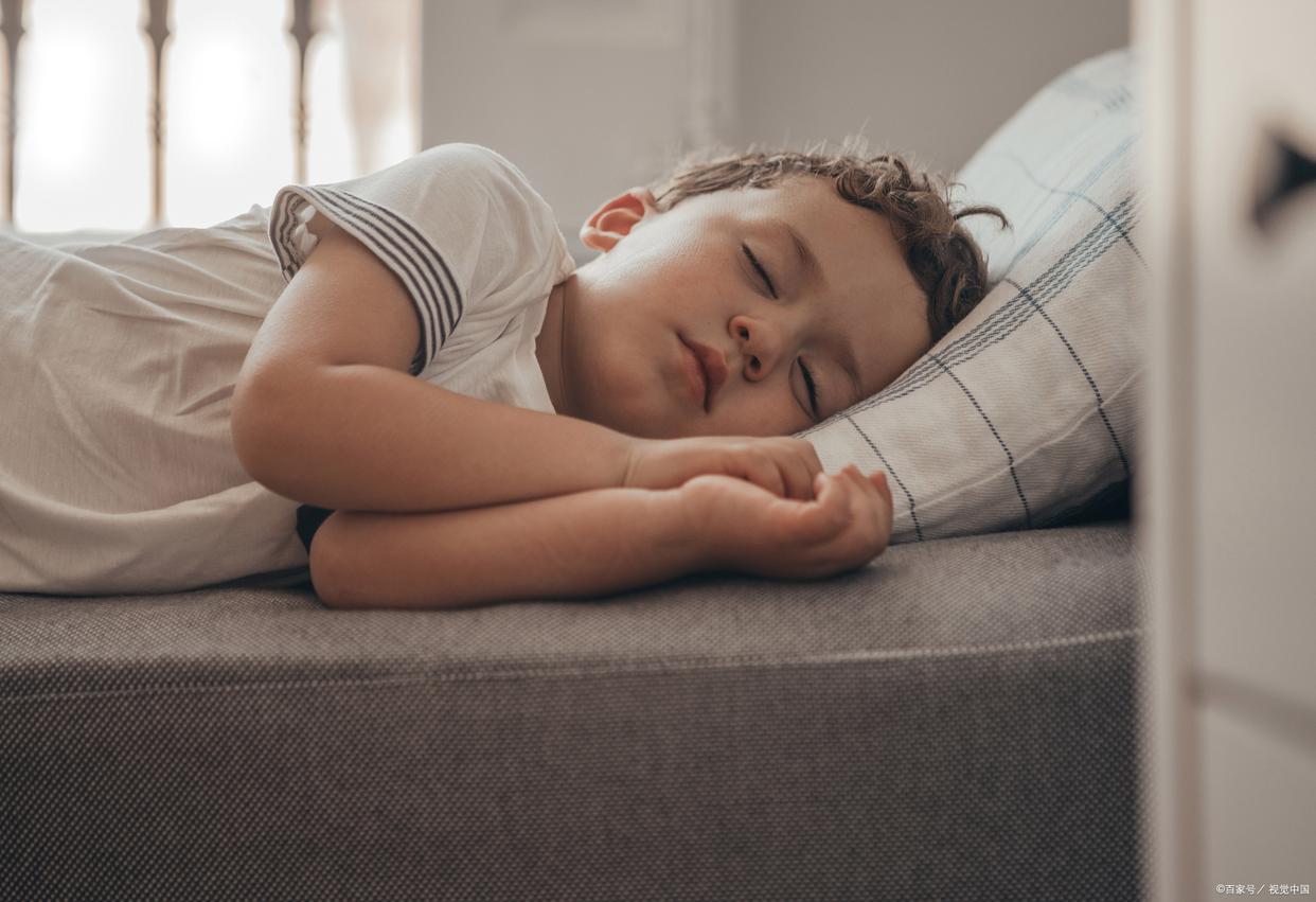 22岁男孩长高标准是多少,12岁开始男孩身高每年长高多少