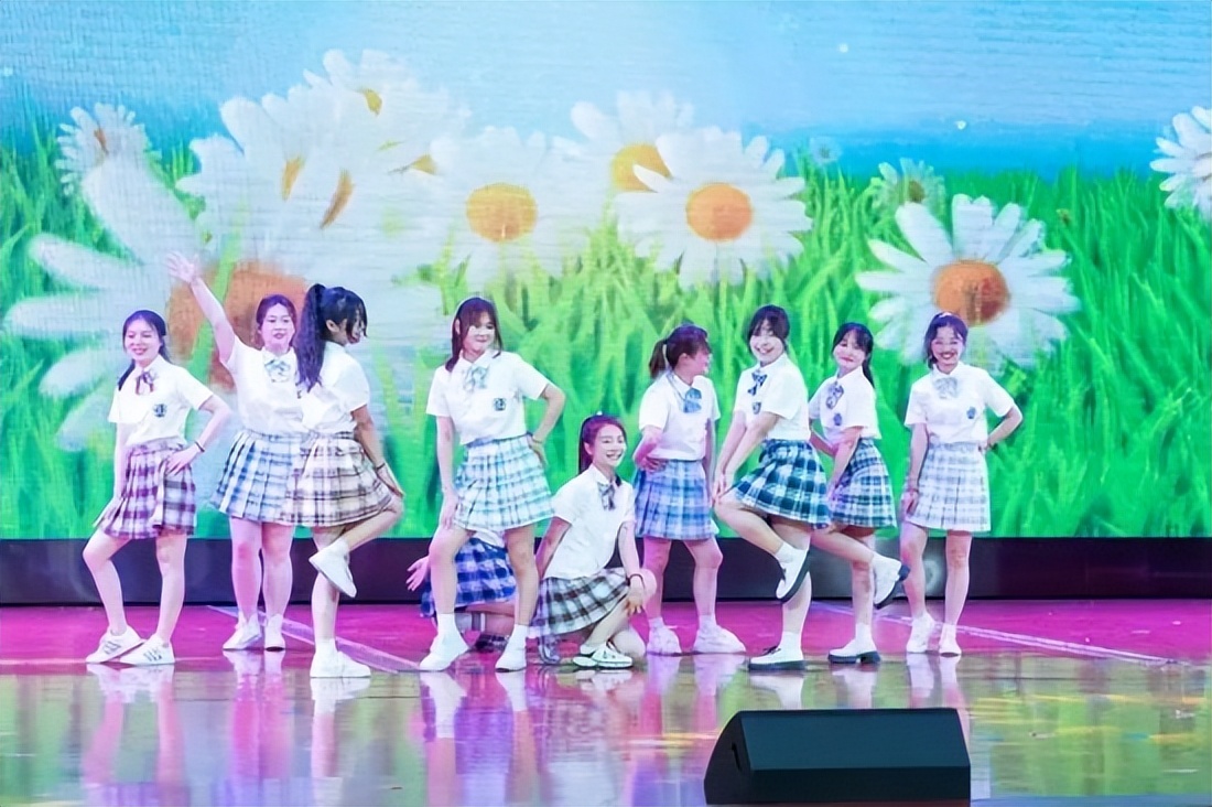 万婴茂华幼儿园2023届毕业典礼,万婴茂华幼儿园毕业典礼