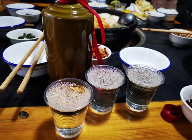 500-600价位适合送礼酱香酒,酱香型酒6瓶