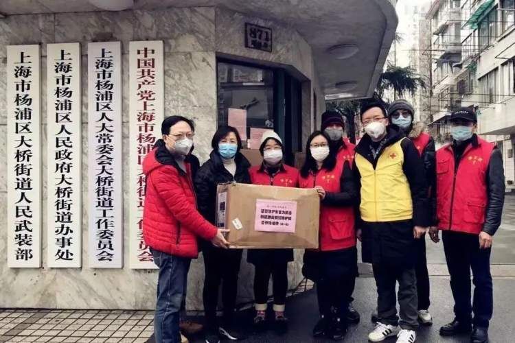 他们的青春因坚守而闪耀,用汗水和信念铸就梦想