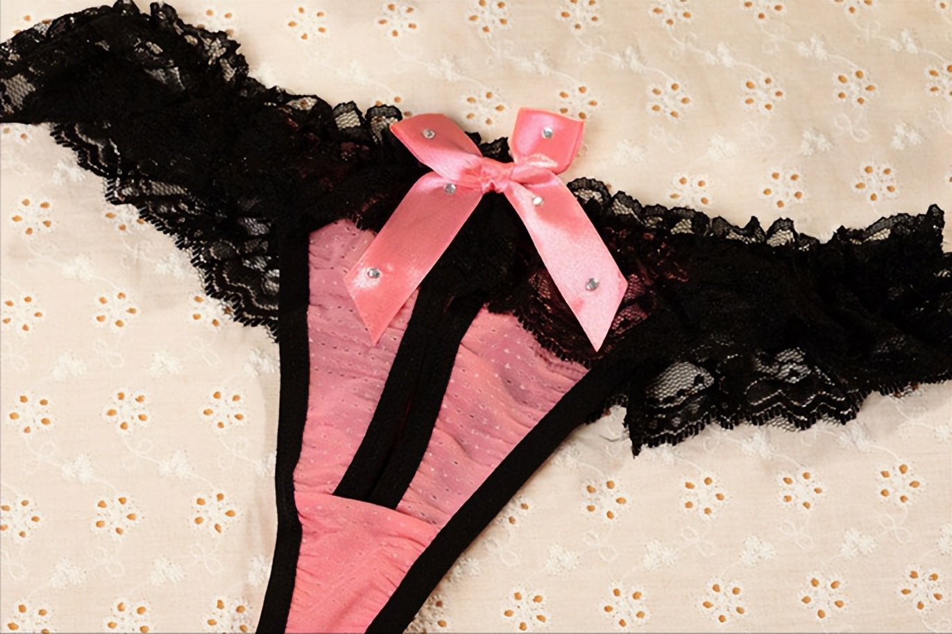 为什么女性有时候有异味,女性50岁出汗酸臭味很重