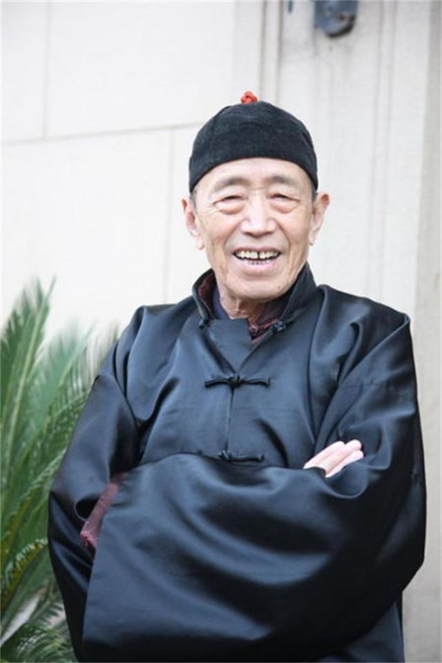 姚贝娜铜像是谁雕塑的,姚贝娜铜像揭幕式