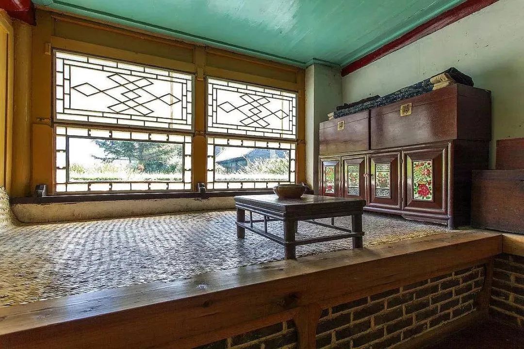 土炕土房子图片,土炕土墙